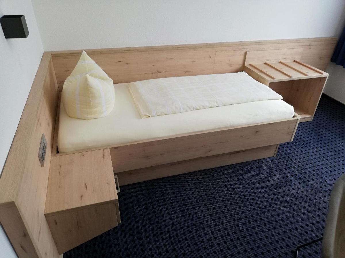 Отель Thueringer Hof Richelsdorf Экстерьер фото