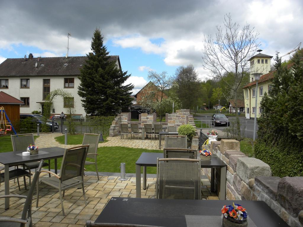 Отель Thueringer Hof Richelsdorf Экстерьер фото