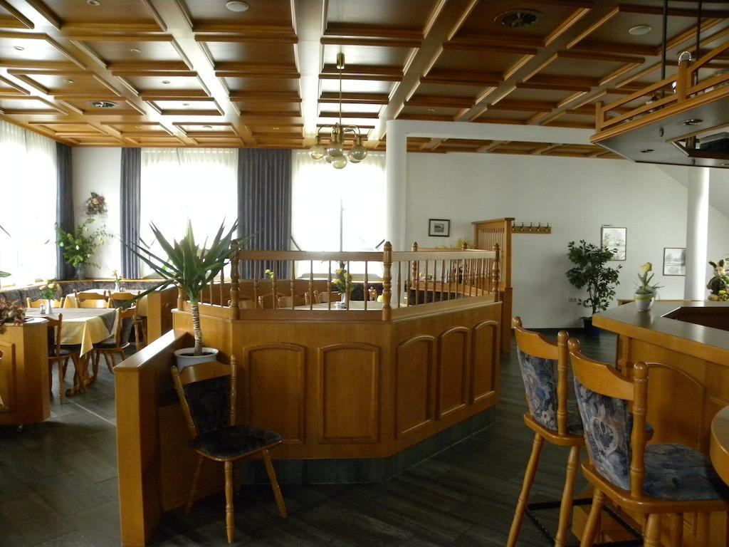 Отель Thueringer Hof Richelsdorf Экстерьер фото